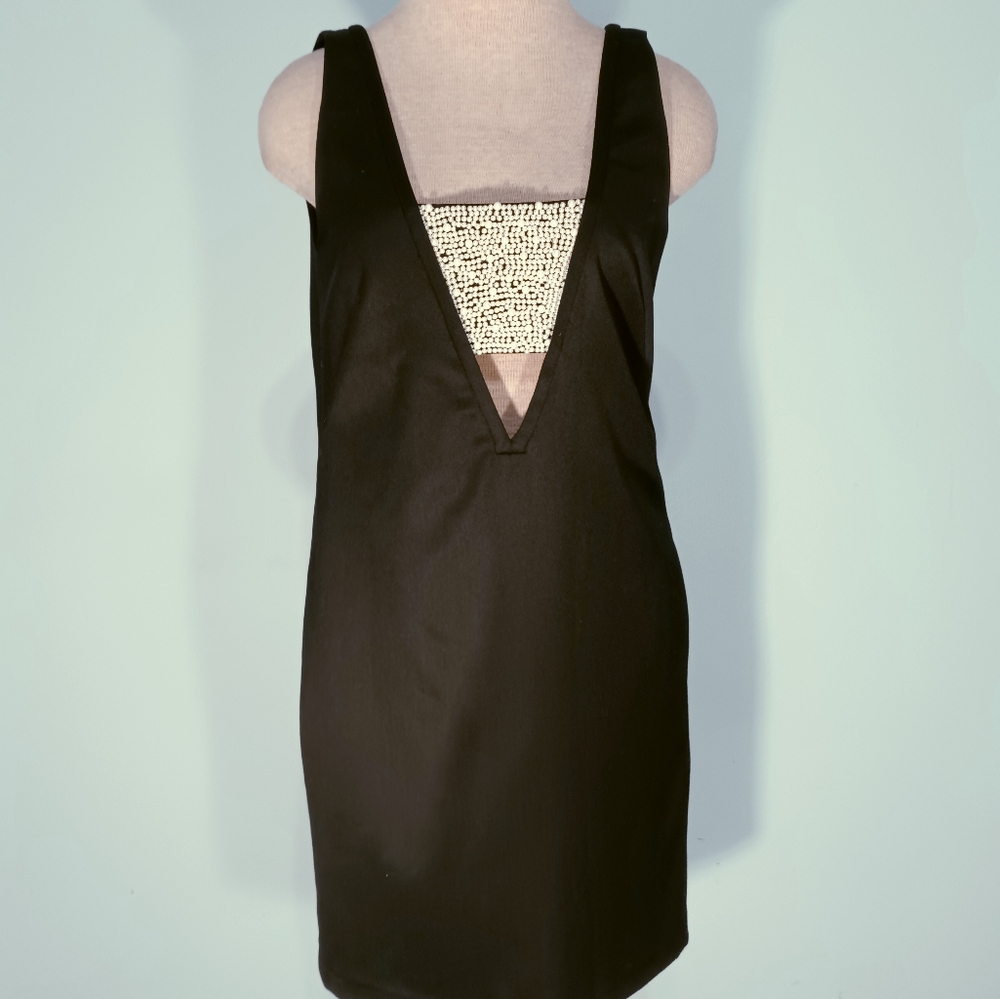 Club Monaco Darelle Dress With Cut Outs & Pearls Front/Back Size 4